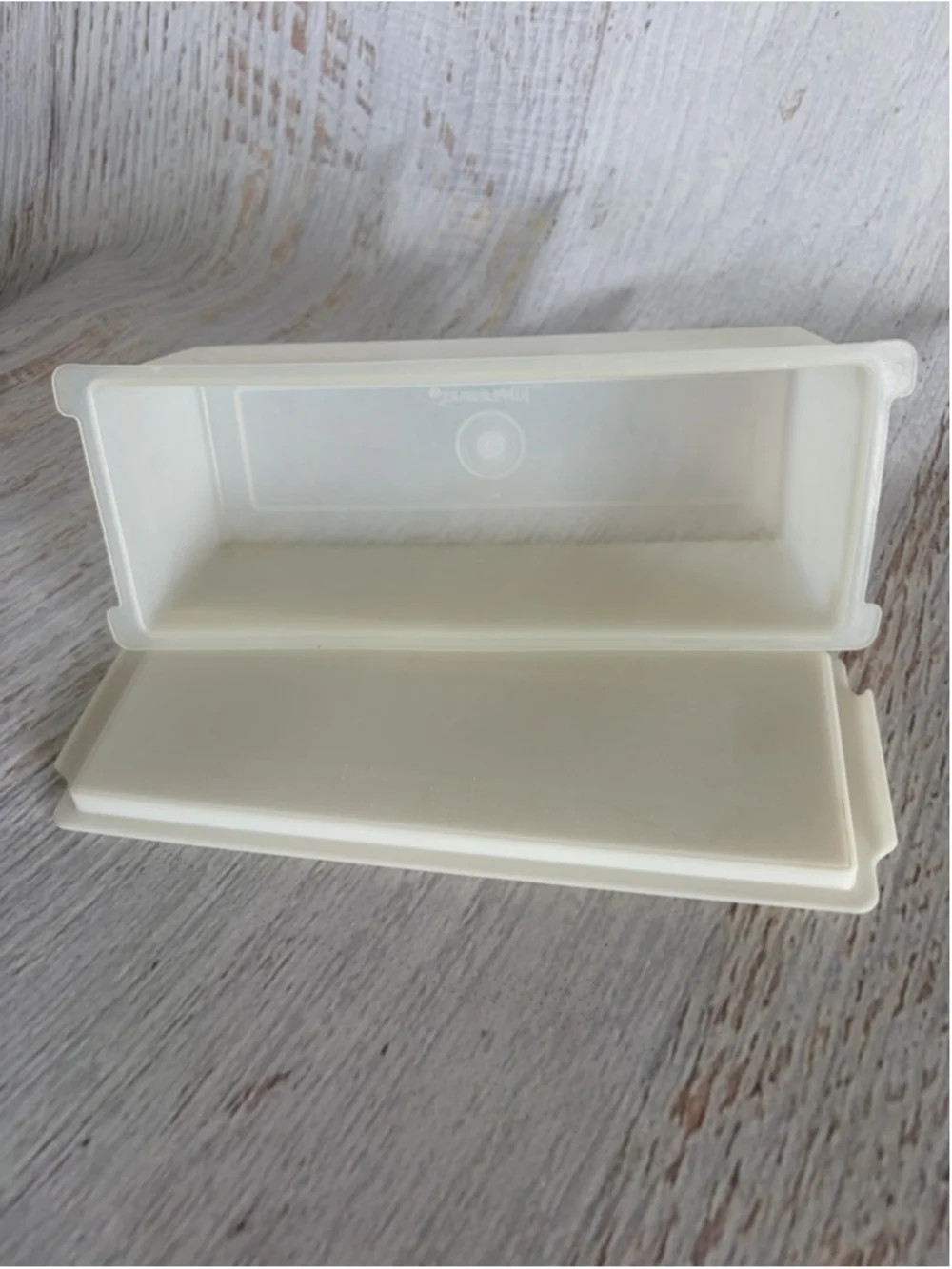 Tupperware White One Size Velveeta Storage Container - Picture 4 of 4